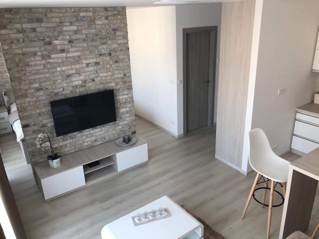 Urban Residence C707, Free Garage Parking Bratislava Luaran gambar